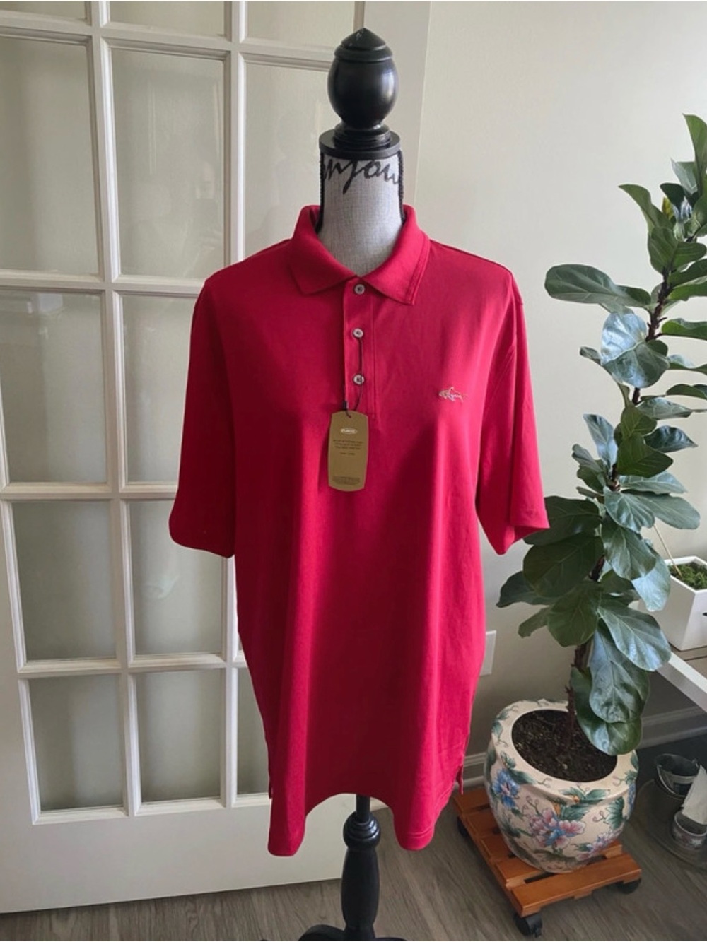 BNWT Greg Norman red “play dry” golf shirt size L